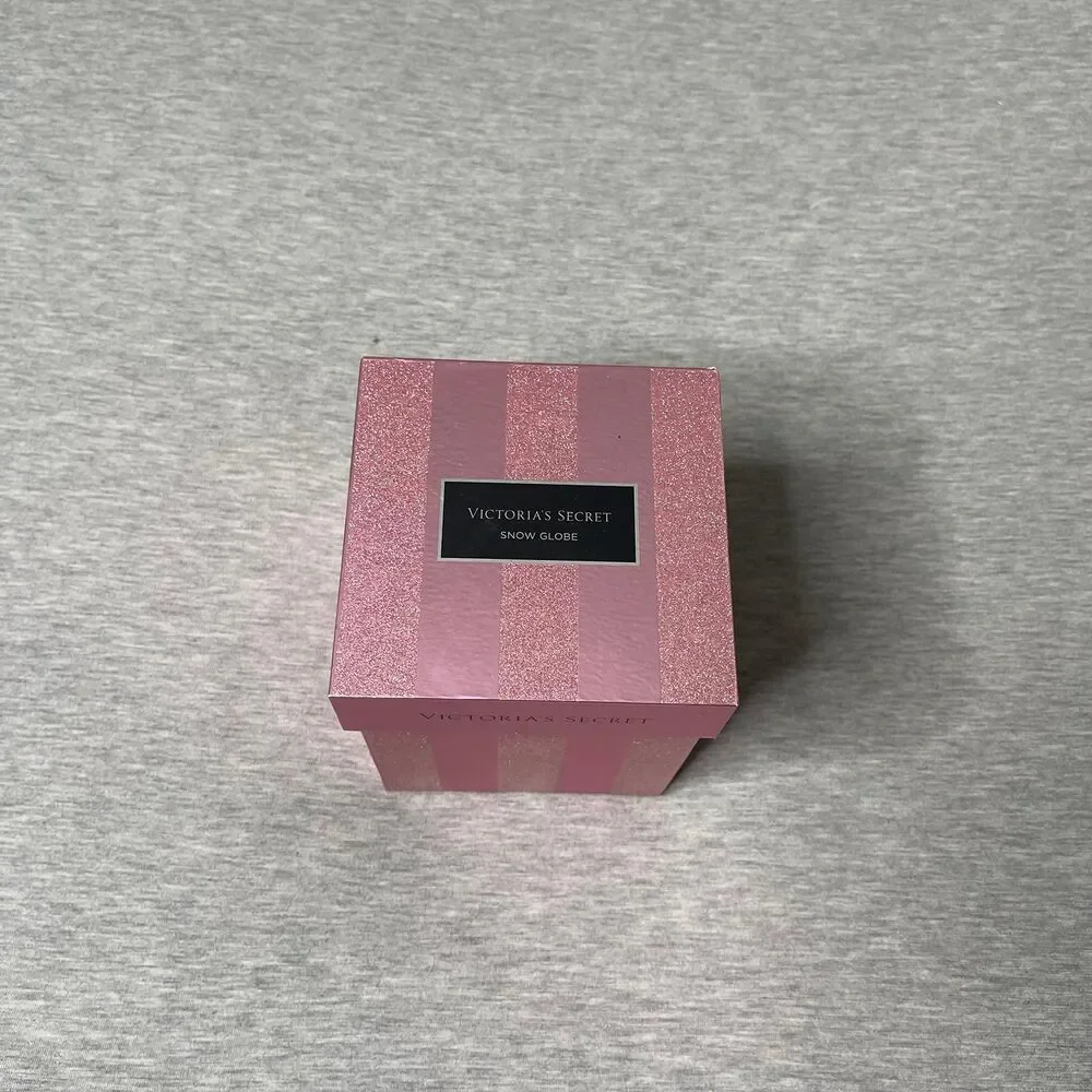 Victoria’s Secret Pink Shimmer NYC Snow Globe Storage Empty Gift Box